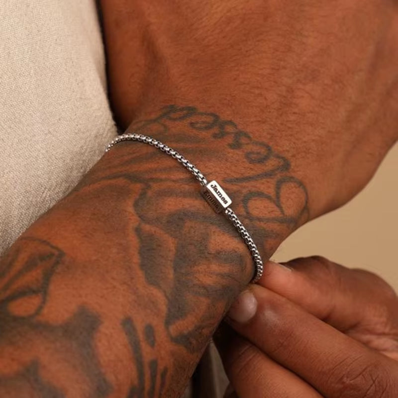 Engrave Name Box Chain Bracelets for Men, Stainless Steel Geometric Square Tube Custom Family Names Bracelets Gift to Dad