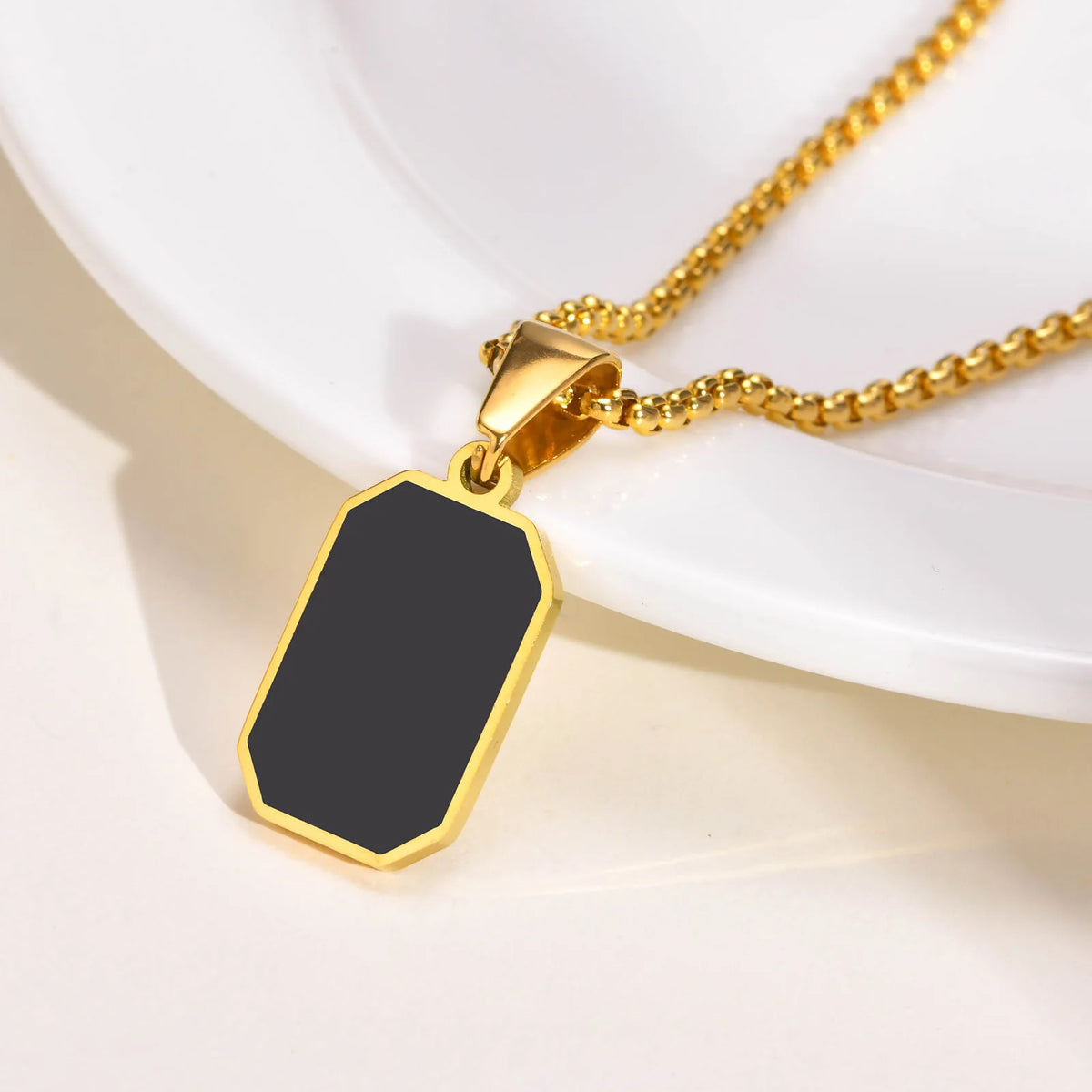Small Dogtags Pendant Necklaces for Men, Black Silver Color Stainless Steel Military Dog Tag with Box Chain Gift to Him